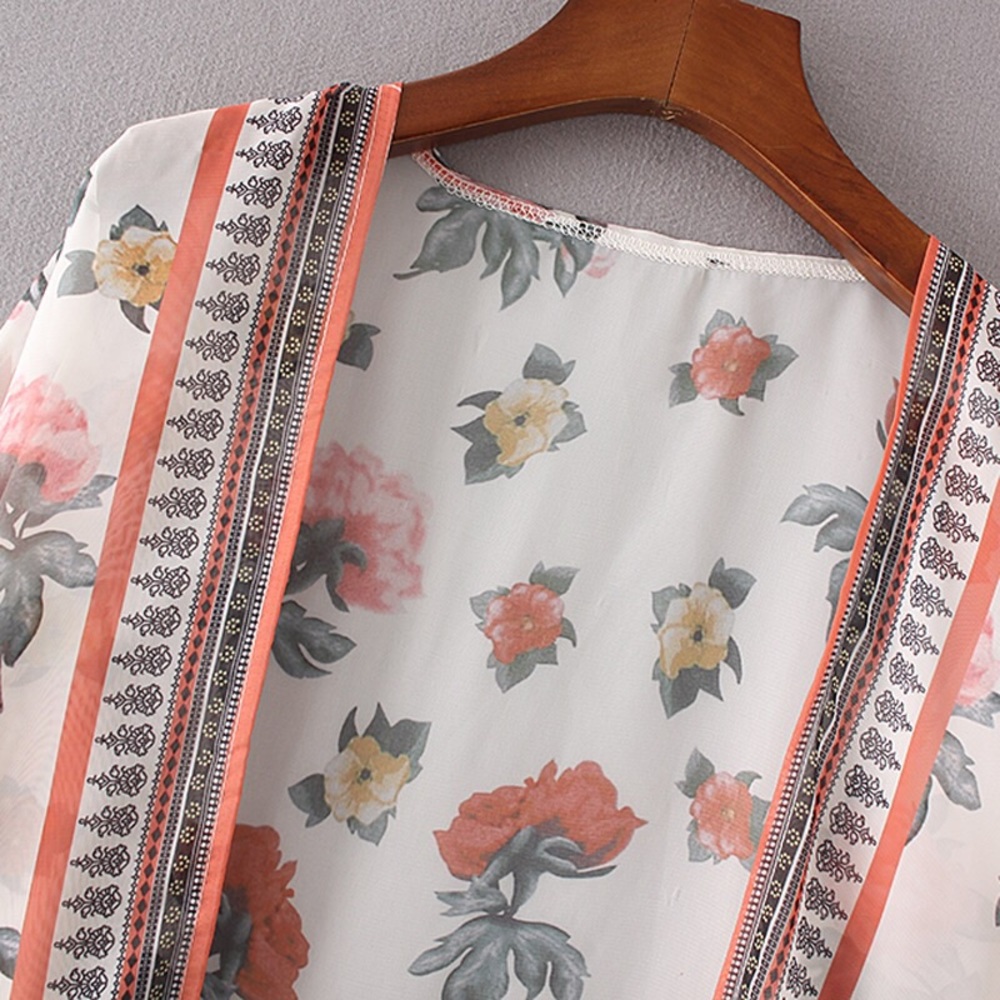 NWT• Downtown kimono - Picture 6 of 6